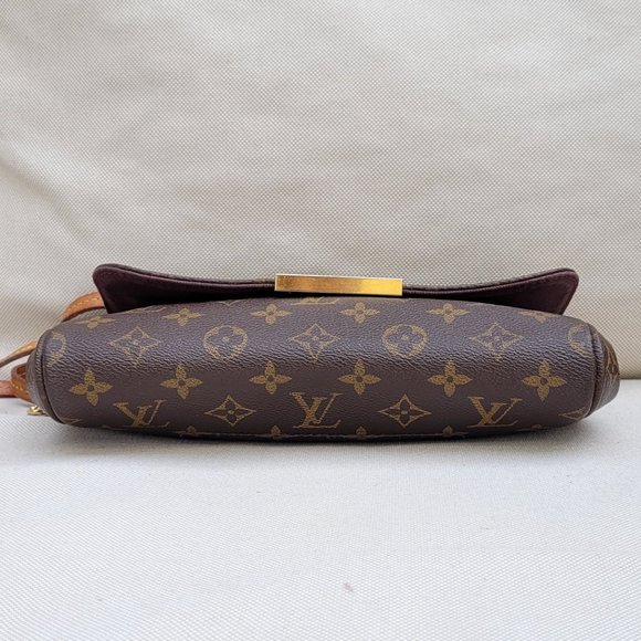 LOUIS VUITTON Favorite MM Monogram Bag - Picture 14 of 16